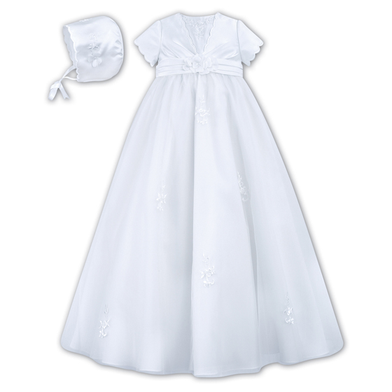 Sarah Louise Christening Gown & Bonnet – 1081